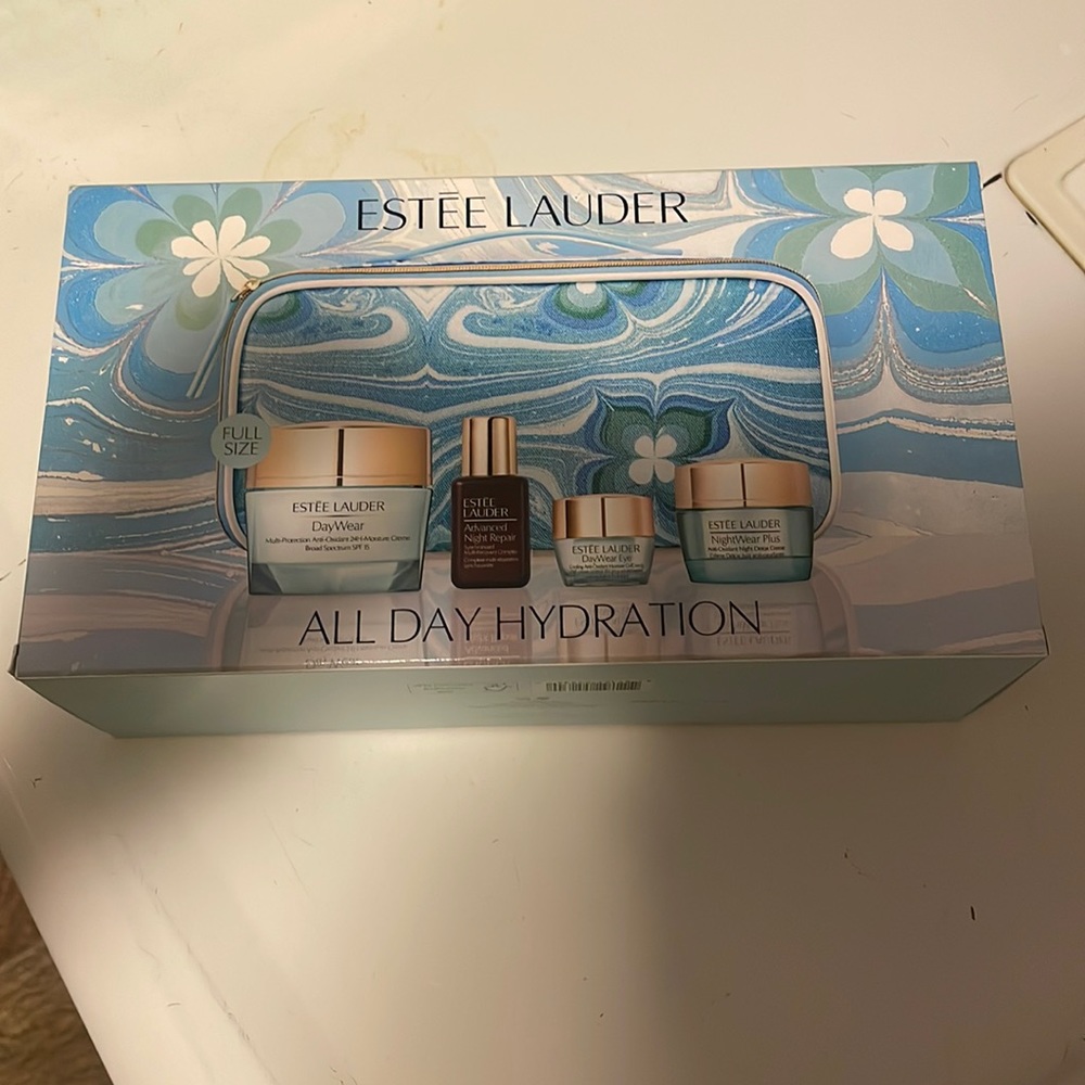 Estée Lauder All Day hydration Set